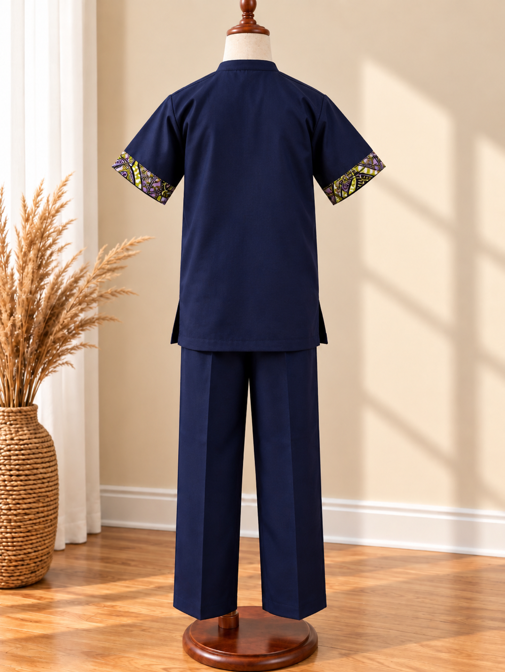 AXIS - Ensemble pantalon enfant, coloris bleu marine, vue de dos